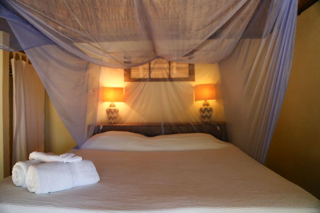 Hotel Bahia De La Luna Arroyo Cruz Екстериор снимка