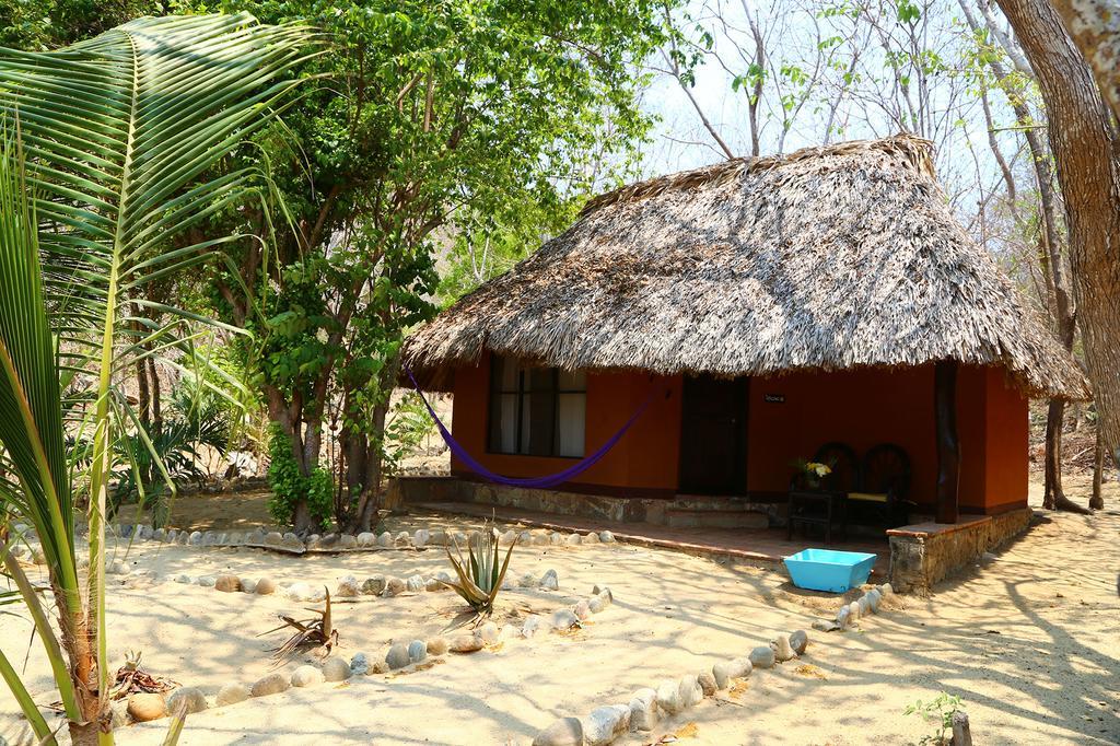 Hotel Bahia De La Luna Arroyo Cruz Екстериор снимка